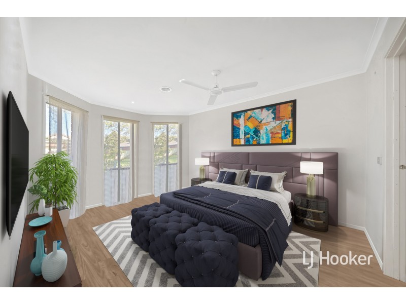 23 Horsham Drive, Cranbourne East VIC 3977