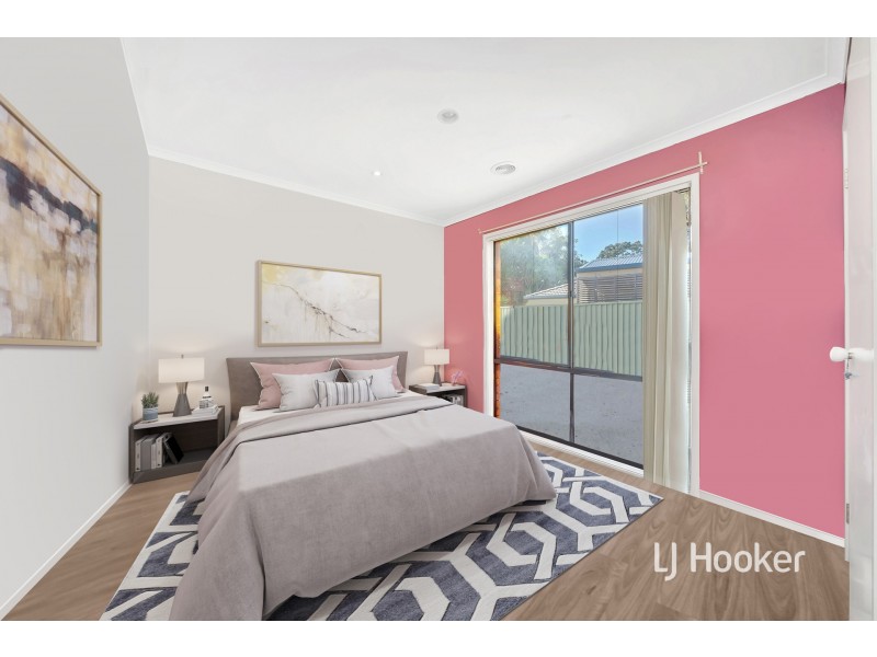 23 Horsham Drive, Cranbourne East VIC 3977
