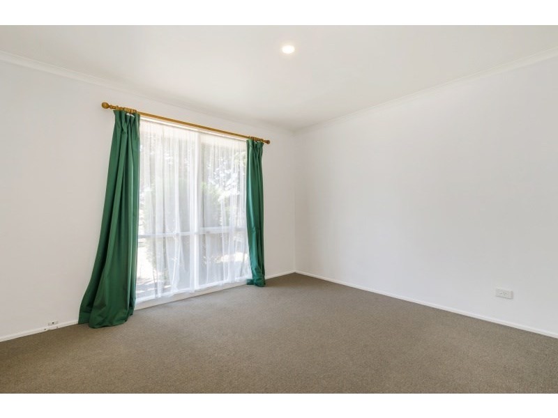7 Rowland Close, Hampton Park VIC 3976