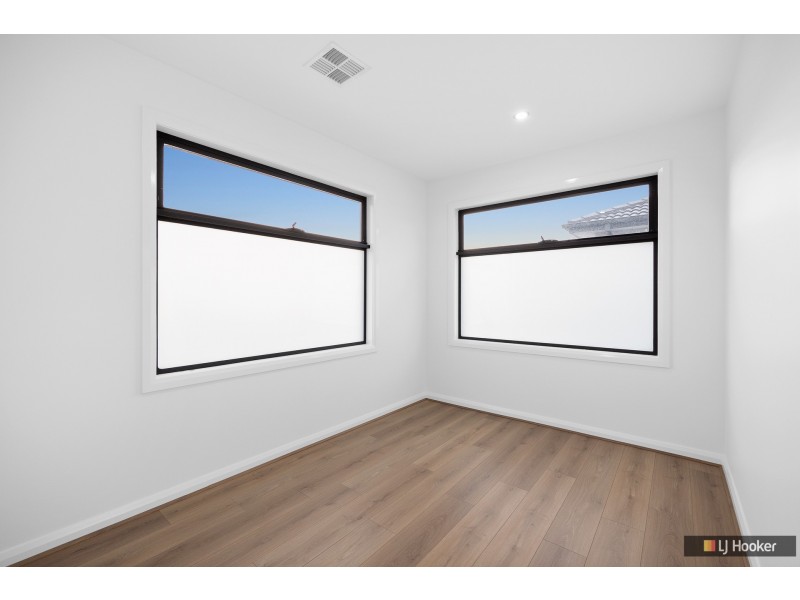 2/12 McLennan Street, Eumemmerring VIC 3177