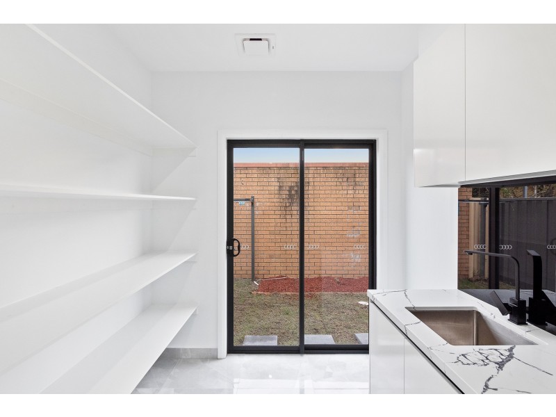 2/12 McLennan Street, Eumemmerring VIC 3177