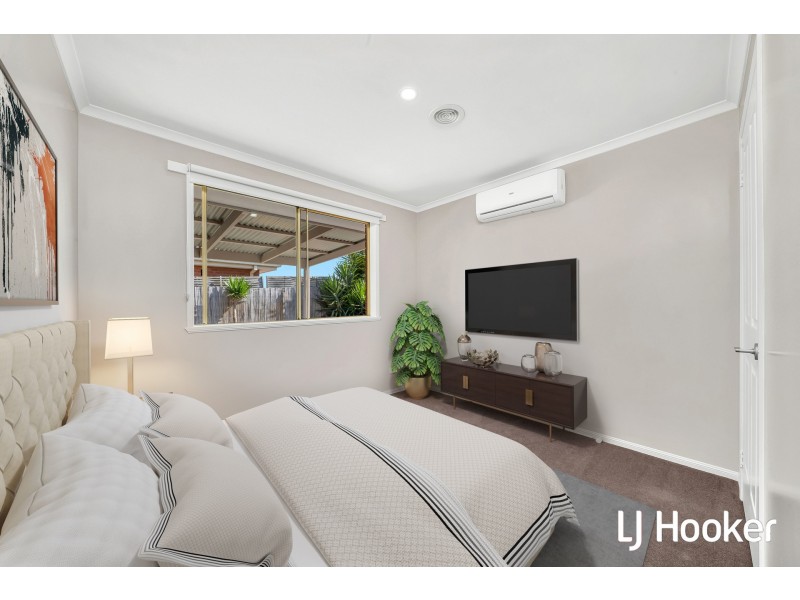 7 Waltham Mews, Cranbourne East VIC 3977