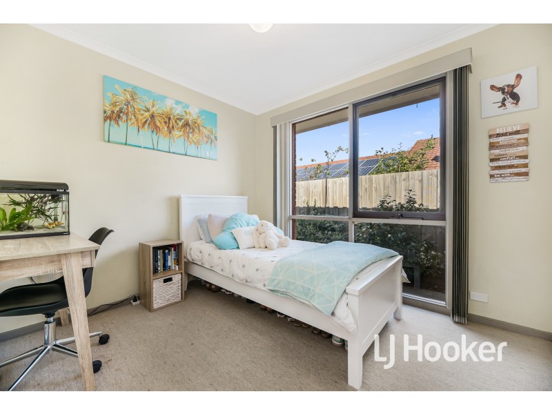 17 Justin Circuit, Hampton Park VIC 3976