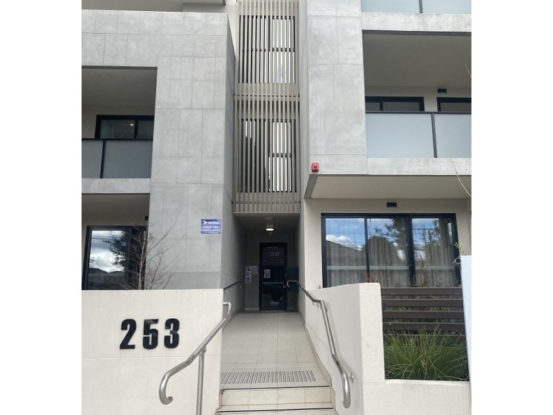 302/253 Neerim Road, Carnegie VIC 3163