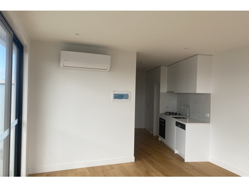 302/253 Neerim Road, Carnegie VIC 3163