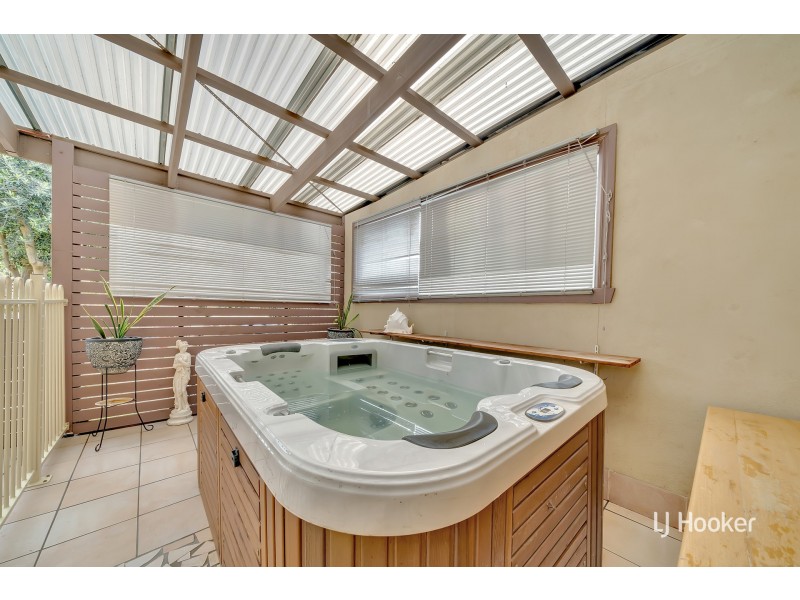 20 Eva Court, Hallam VIC 3803