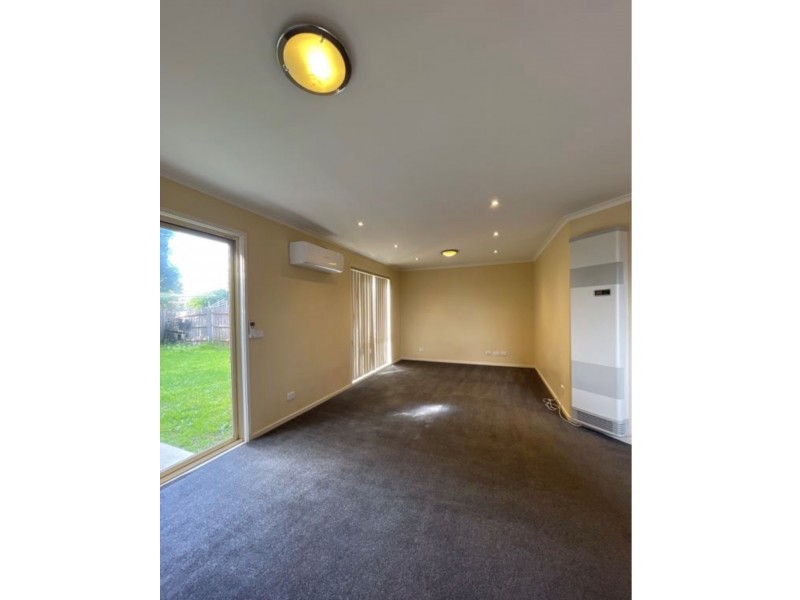 9 Ormond Road, Hampton Park VIC 3976