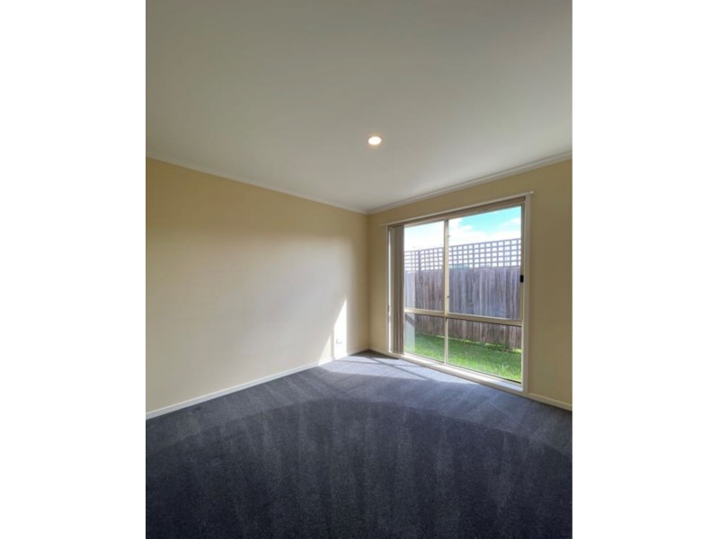 9 Ormond Road, Hampton Park VIC 3976
