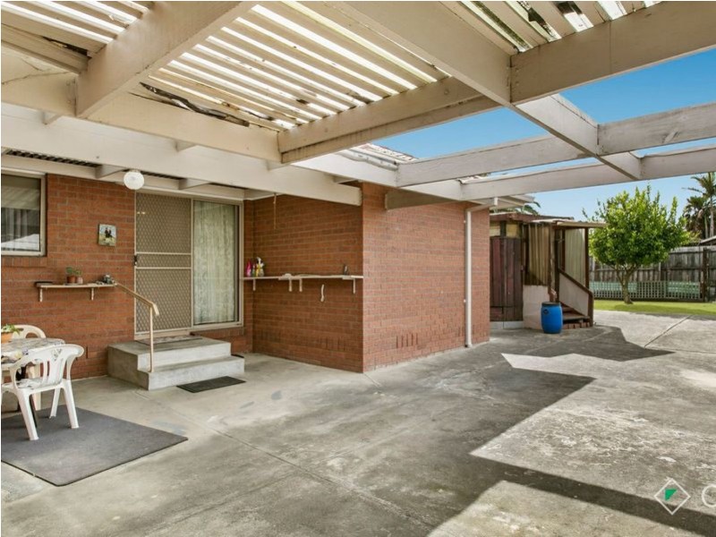 22 Strong Drive, Hampton Park VIC 3976