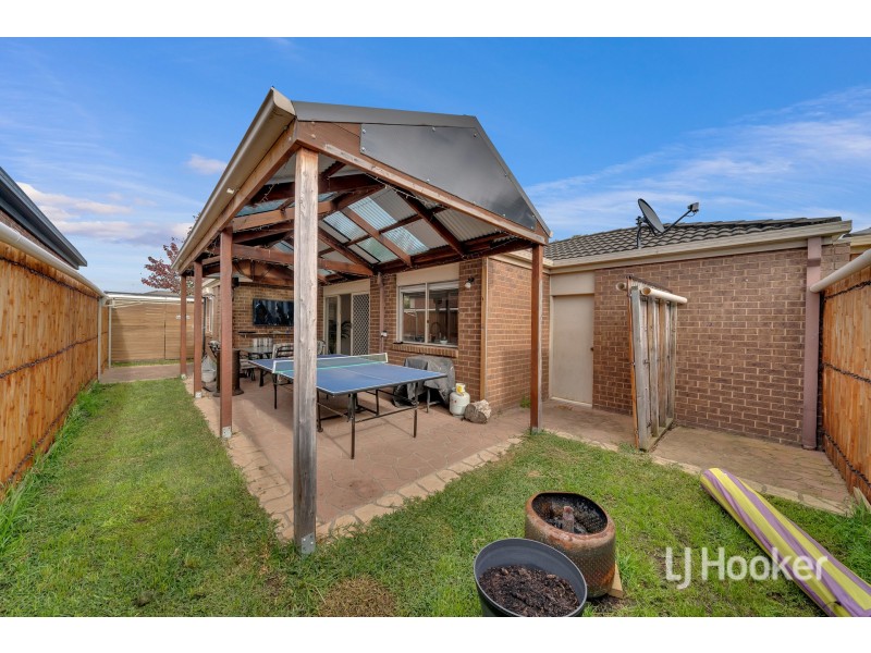 45 Miralie Way, Cranbourne West VIC 3977