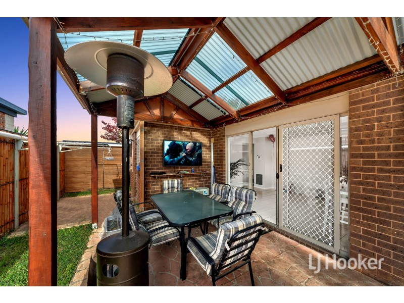 45 Miralie Way, Cranbourne West VIC 3977