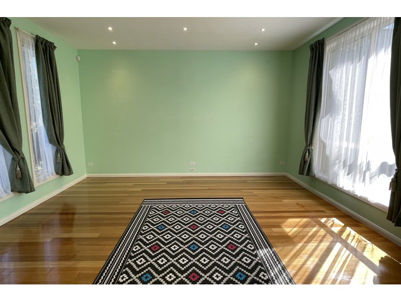 2/36 Roberts Street, Glen Waverley VIC 3150