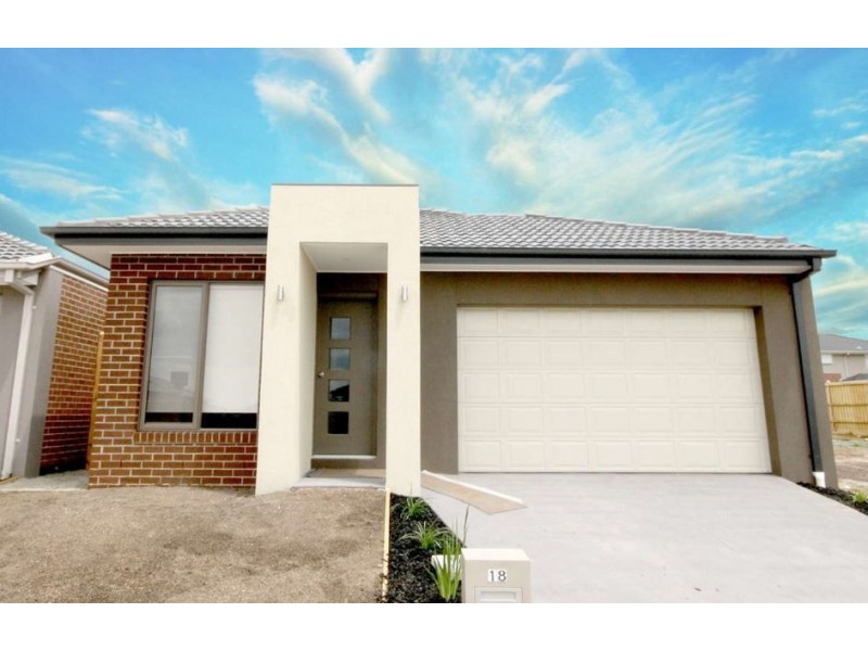 18 Barcelona Avenue, Clyde North VIC 3978