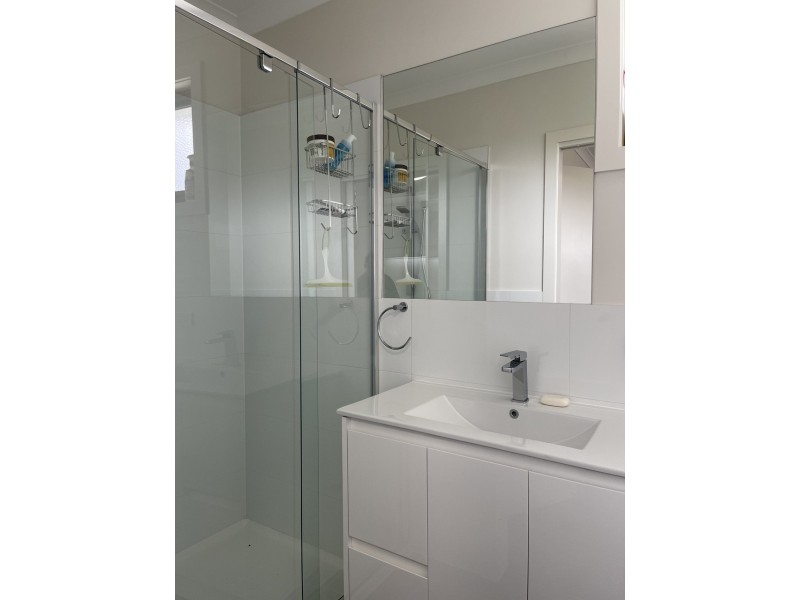 2/13 Green Valley Crescent, Hampton Park VIC 3976