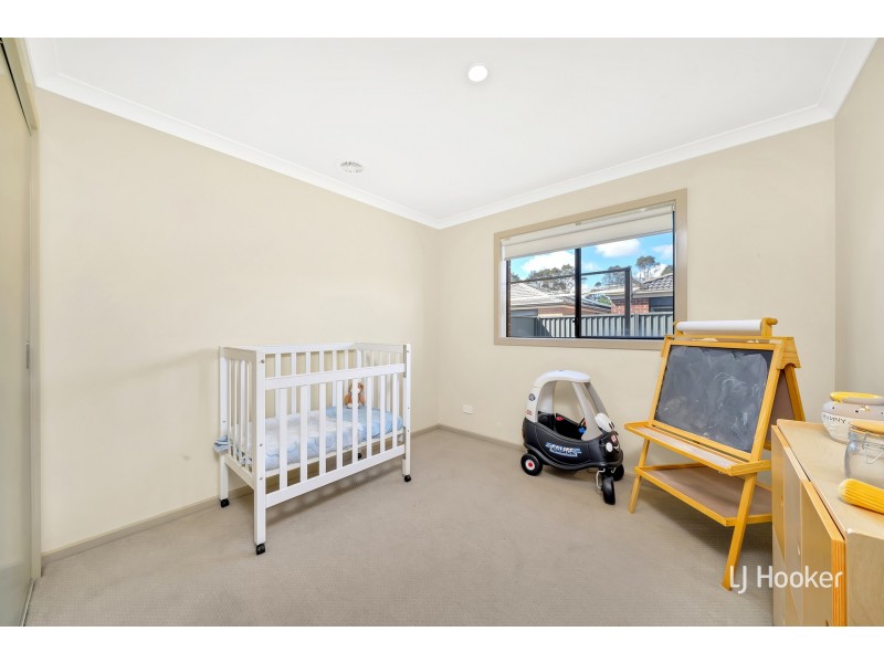 12 Hestia Avenue, Cranbourne West VIC 3977