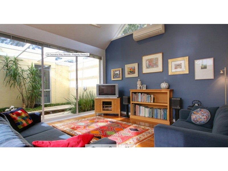 24 Coowarra Way, Berwick VIC 3806