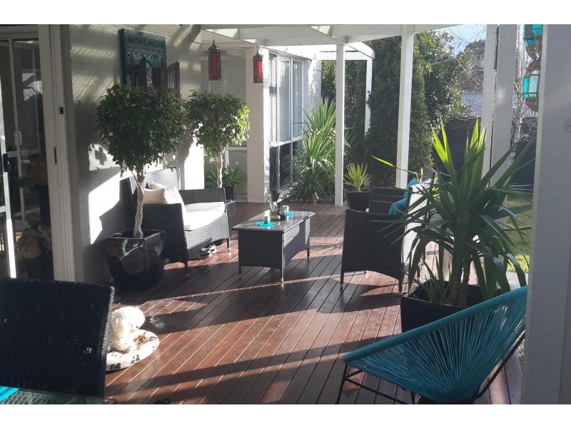 24 Coowarra Way, Berwick VIC 3806