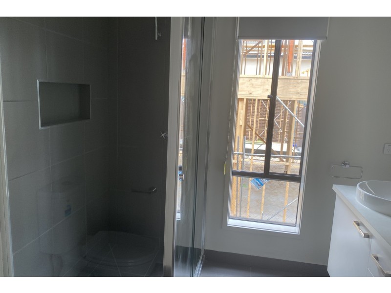 17 Excalibur Street, Berwick VIC 3806