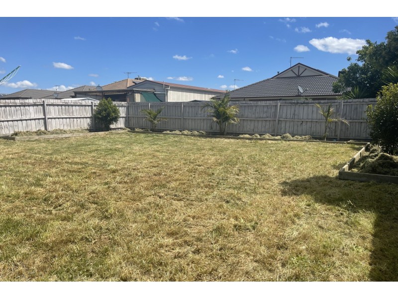 12 Webster Way, Pakenham VIC 3810