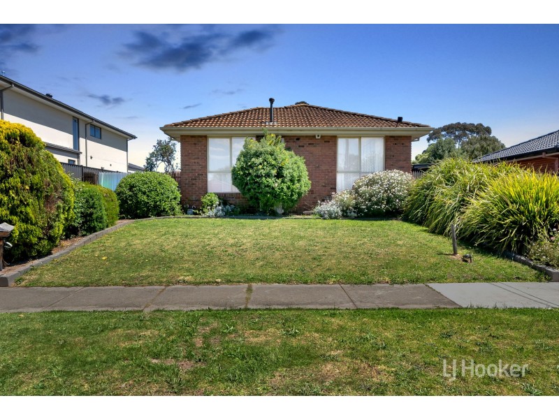 70 Coral Drive, Hampton Park VIC 3976