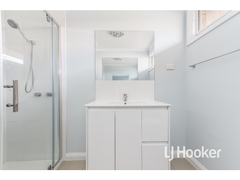 26 McLaren Drive, Cranbourne VIC 3977