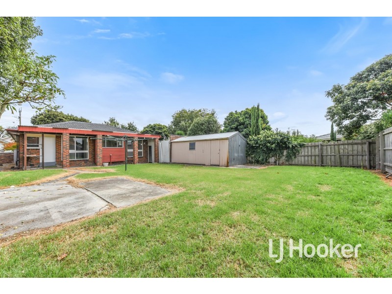 26 McLaren Drive, Cranbourne VIC 3977