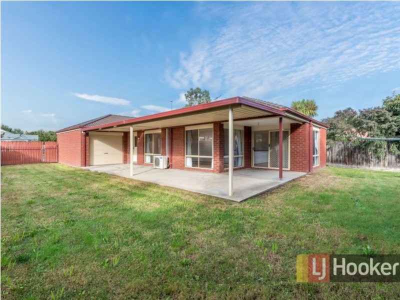 48 Cato Parkway, Lynbrook VIC 3975