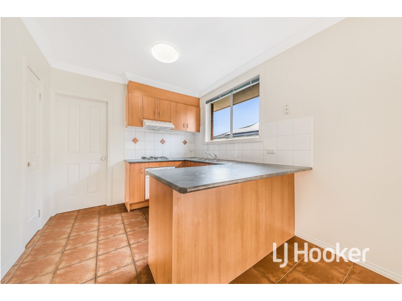 28 Strabane Way, Hampton Park VIC 3976