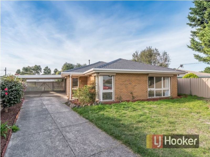 11 Jade Court, Hampton Park VIC 3976
