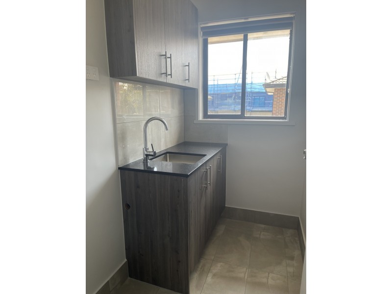 4/15 Close Avenue, Dandenong VIC 3175