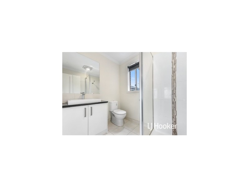 56 Andretti Avenue, Lynbrook VIC 3975