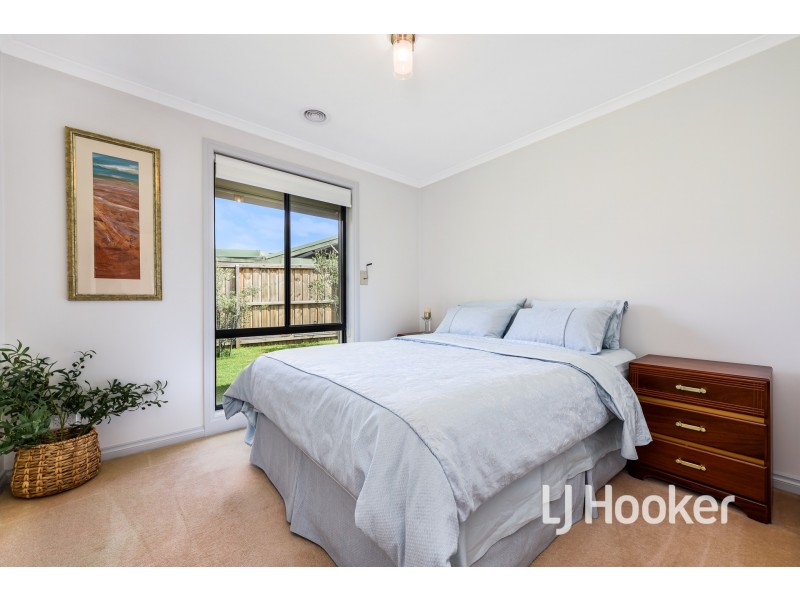 3 Breydon Place, Hampton Park VIC 3976