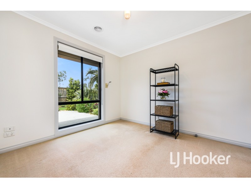 3 Breydon Place, Hampton Park VIC 3976