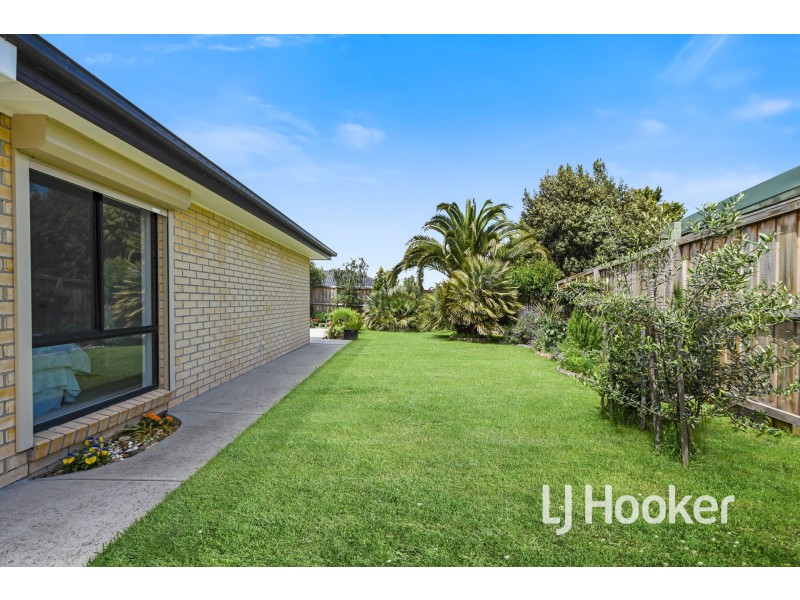 3 Breydon Place, Hampton Park VIC 3976