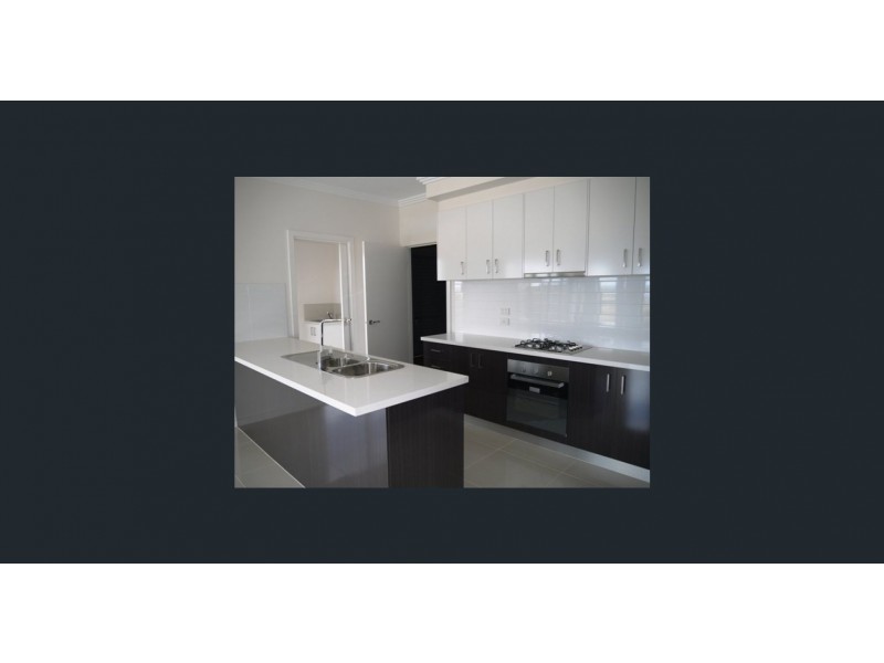 14/280 Pound Road, Hampton Park VIC 3976