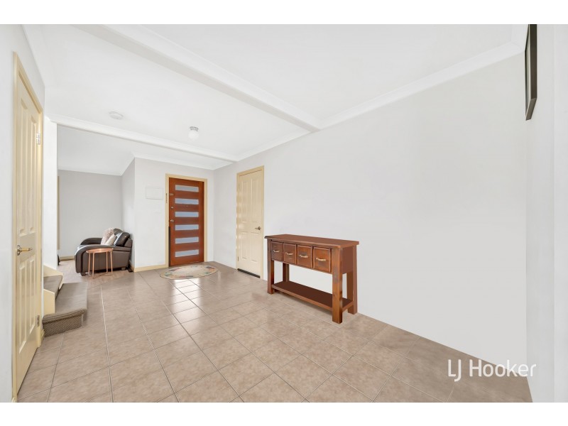 1/27-33 Coral Drive, Hampton Park VIC 3976