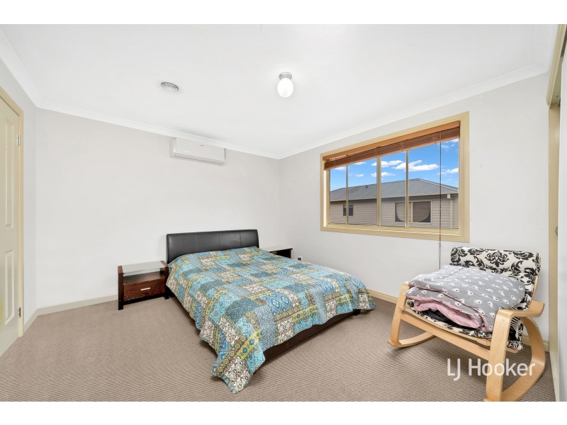 1/27-33 Coral Drive, Hampton Park VIC 3976