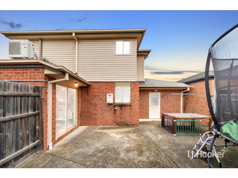 1/27-33 Coral Drive, Hampton Park VIC 3976