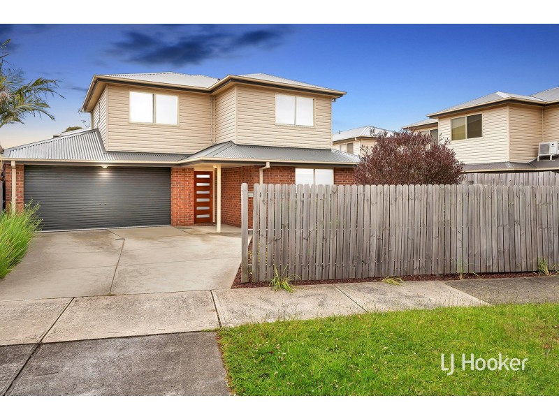 1/27-33 Coral Drive, Hampton Park VIC 3976