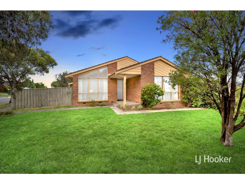 3 Justin Circuit, Hampton Park VIC 3976