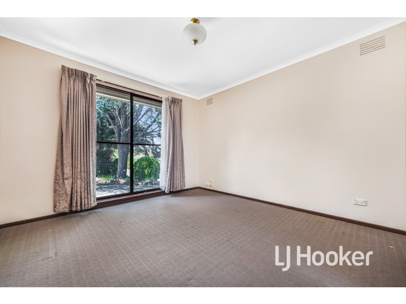 1 Meadows Court, Chadstone VIC 3148