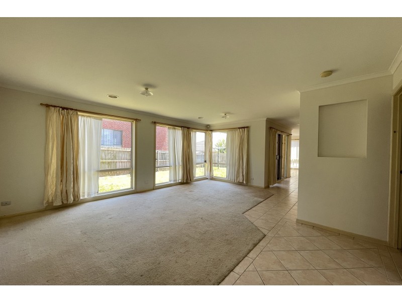 23 Burlington Chase, Hampton Park VIC 3976