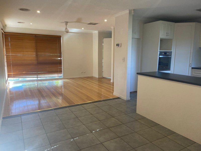 6 Wynette Close, Hampton Park VIC 3976