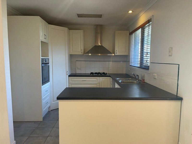 6 Wynette Close, Hampton Park VIC 3976