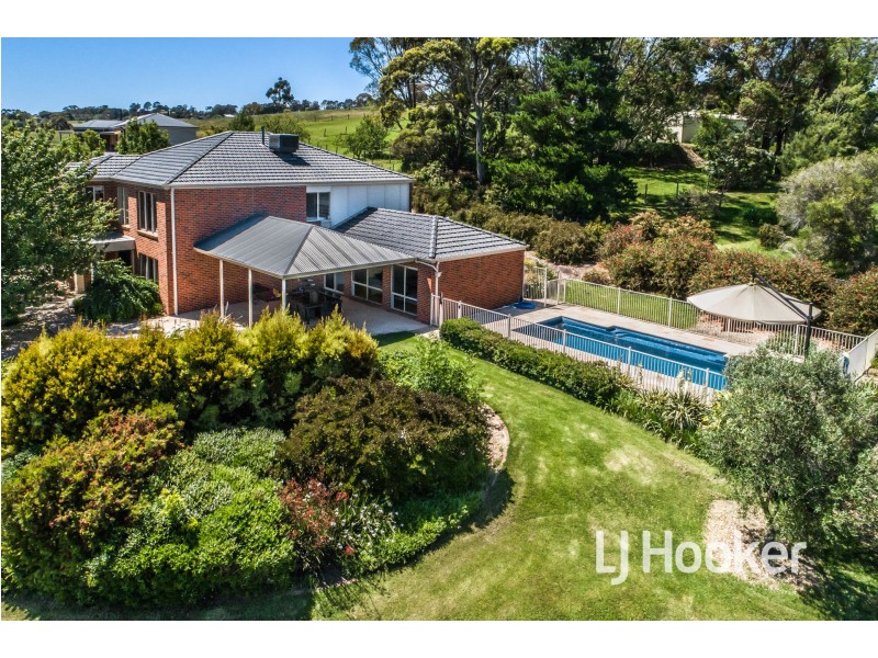 11-12 Bailey Views Court, Narre Warren North VIC 3804