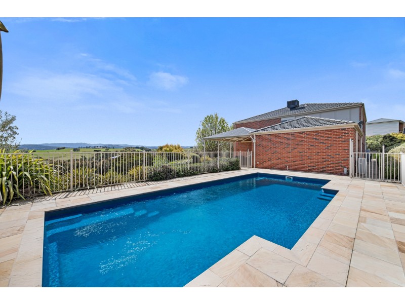 11-12 Bailey Views Court, Narre Warren North VIC 3804