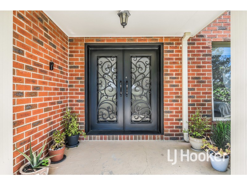 11-12 Bailey Views Court, Narre Warren North VIC 3804