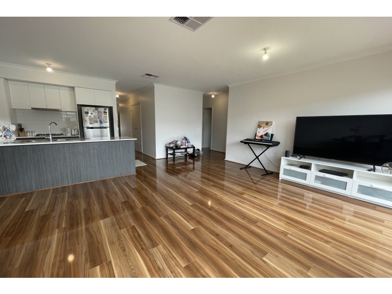 78 Highmount Drive, Hampton Park VIC 3976