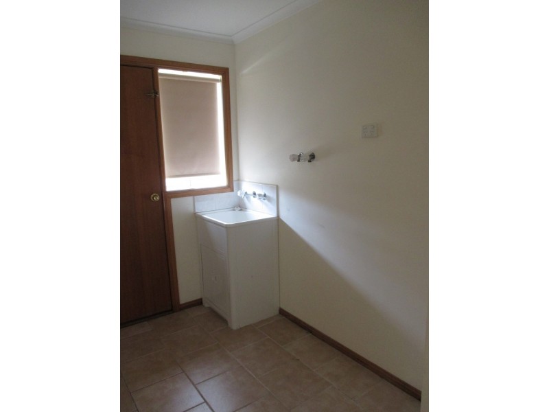 2 Bluegum Way, Hampton Park VIC 3976