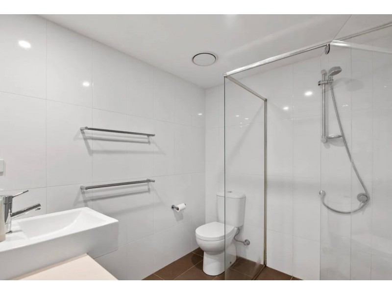 9/302 Golf Links Road, Narre Warren VIC 3805